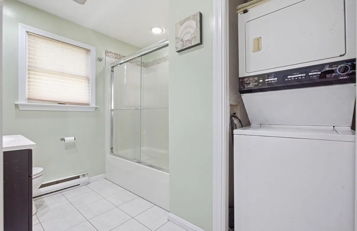2 bed, 1.5 bath, 1228 sqft, $1,400 — Photo 4