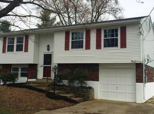 5205 Michael Edward Ct, Louisville, KY 40291