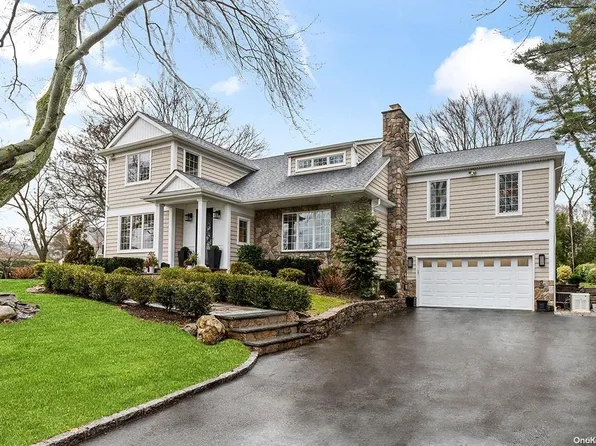 94 Bridge Road, Manhasset, NY 11030