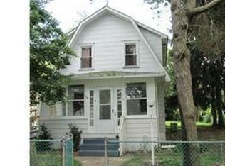 1734 Maple Ave, Croydon, PA 19021