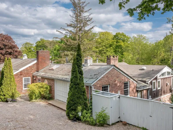 1194 Ashley Falls Rd, Sheffield, MA 01257