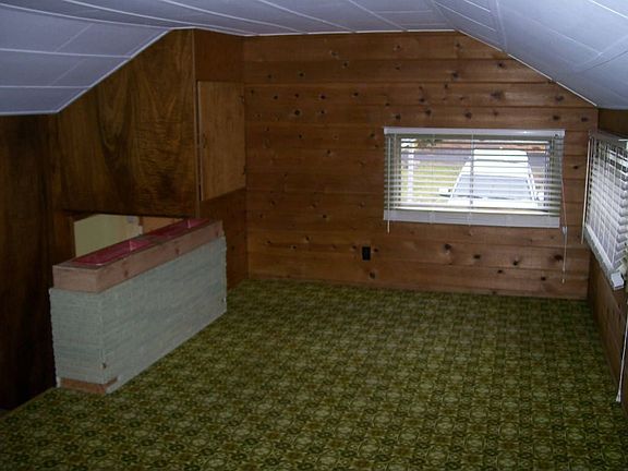den or thrid bedroom