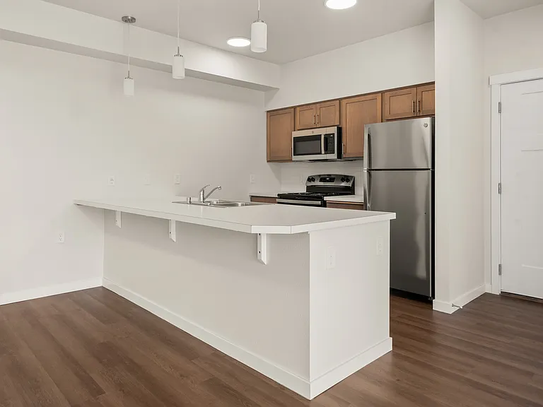 Black Iron Apartments — Photo 54