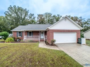 694 Bob Jones Rd, Scottsboro, AL 35769