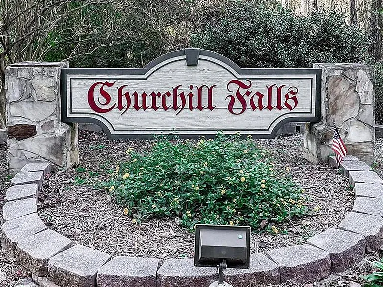 2189 Chartwell Dr — Photo 8