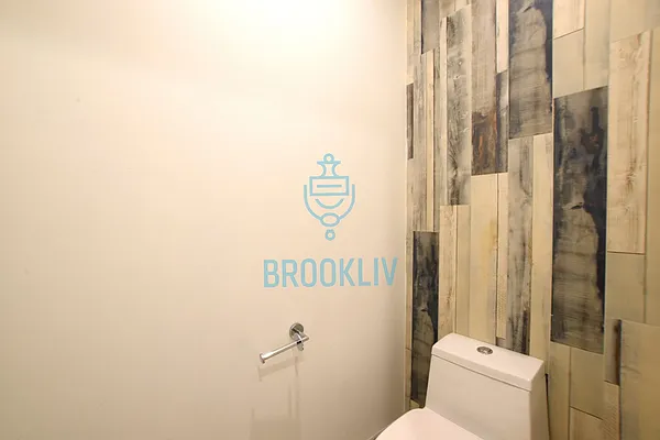 Rented by null | media 44