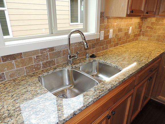 3rd image of 12709 NE 54th Way