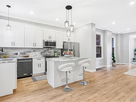 4th image of 3006 Virginia Ave