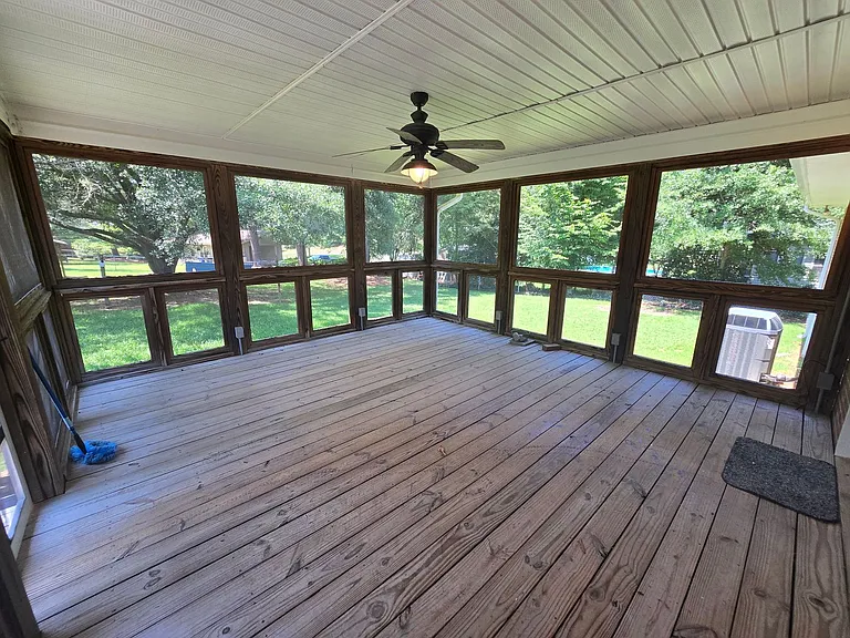 120 Milton Ave — Photo 19