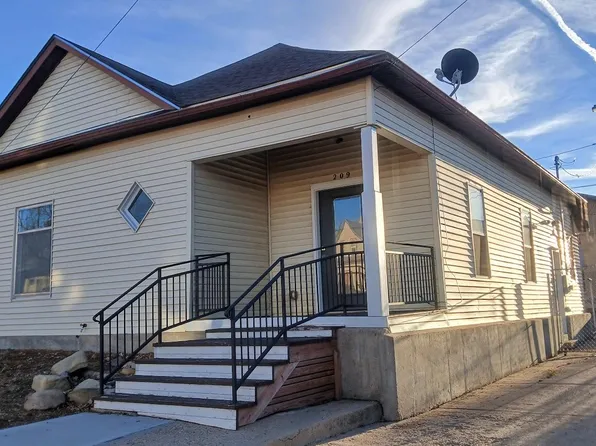 209 S Spruce St, Trinidad, CO 81082