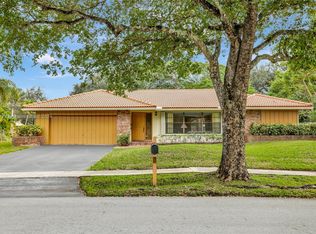 9360 NW 13th St, Plantation, FL 33322