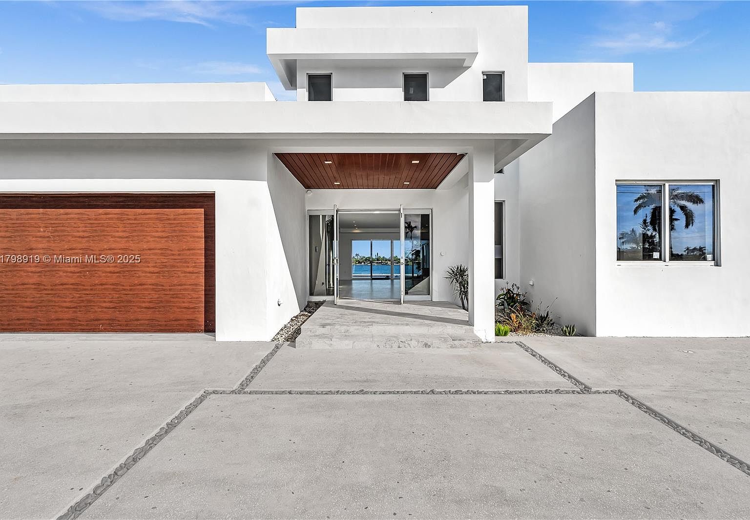 10755 SW 52nd Ter, Miami, FL 33165 | MLS #A11798919 | Zillow