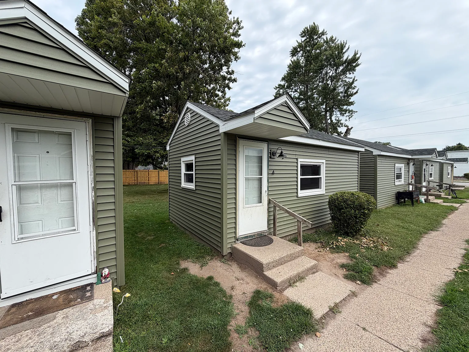 1 bed, 240 sqft, $725 — Photo 3