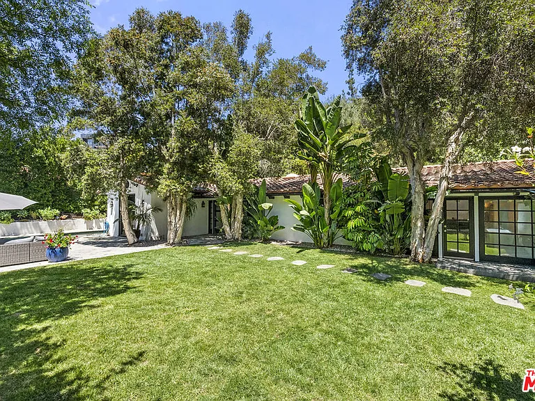 9559 Sherwood Forest Ln — Photo 8