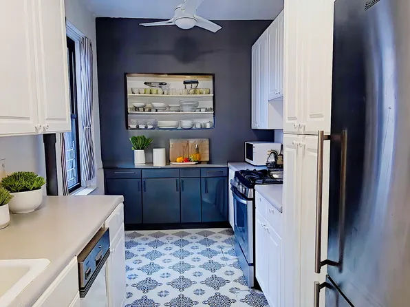 305 East 88th Street image 6 of 11