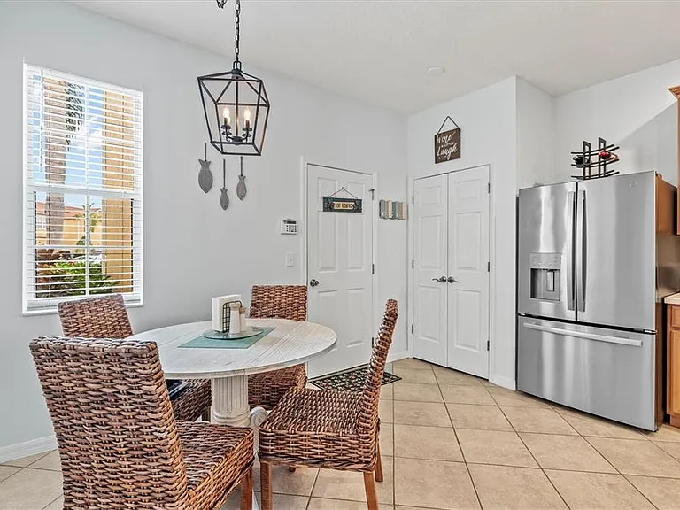 3601 Parkridge Cir #12-104 — Photo 3