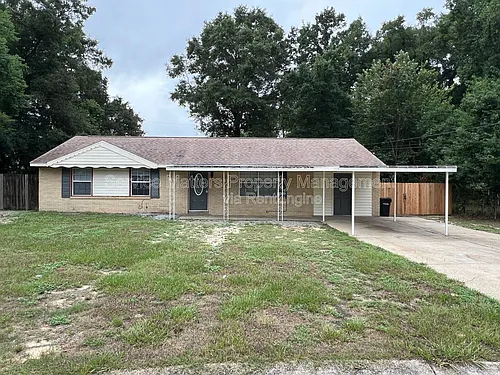 1003 Space Cir Photo 1