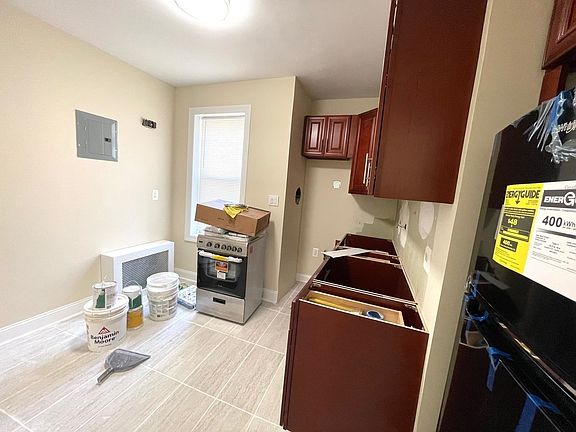 3rd image of 24-52 29th St #3AA