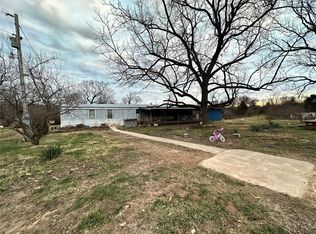 3176 Griffin Rd, Grovespring, MO 65662