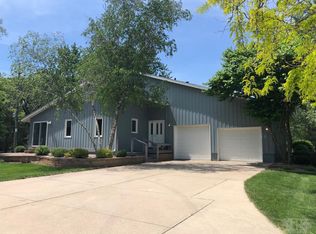 7121 275th Way, Clear Lake, IA 50428