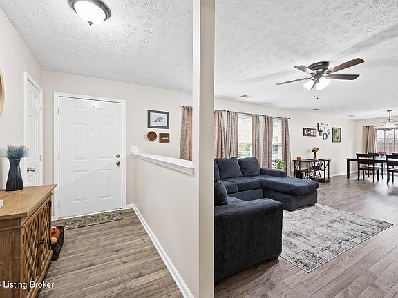 4th image of 8343 Grand Trevi Dr
