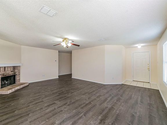 4th image of 8900 Glen Falls Ln