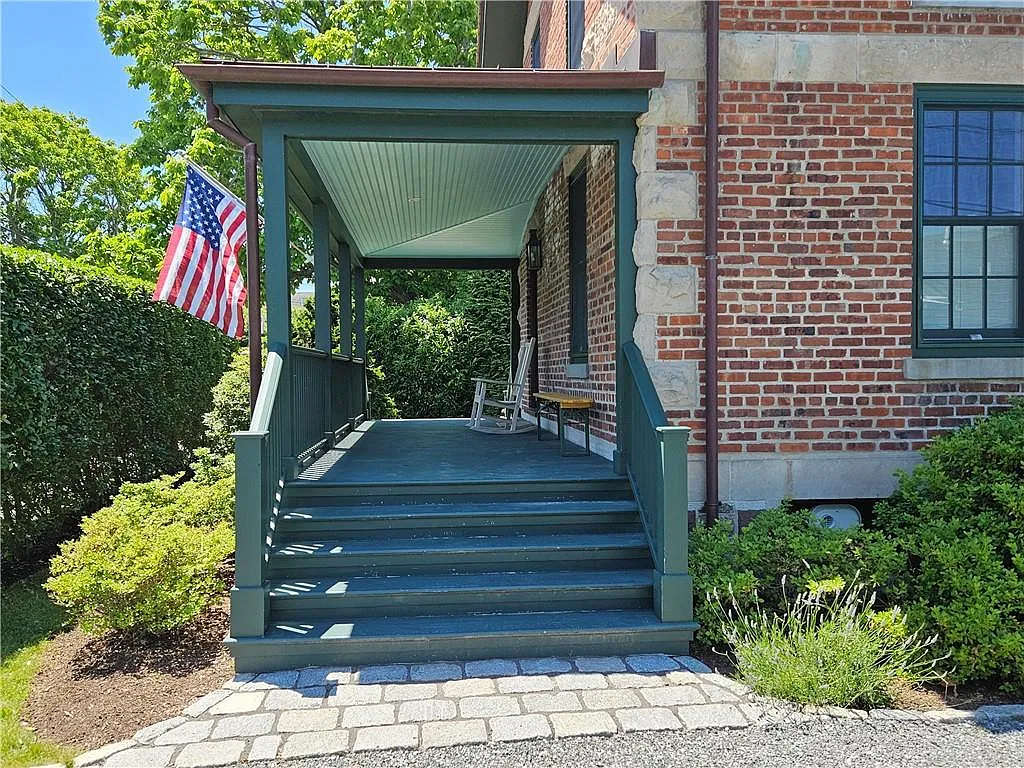 4 bed, 3.5 bath, 2928 sqft, $37,500 — Photo 4