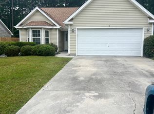 525 Maple Branches Dr, Leland, NC 28451