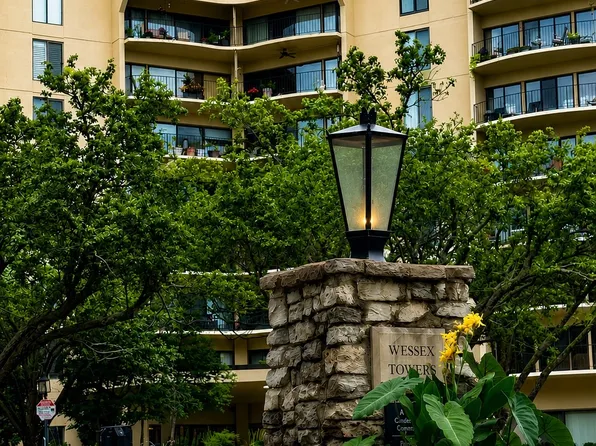 6666 Brookmont Ter APT 208, Nashville, TN 37205