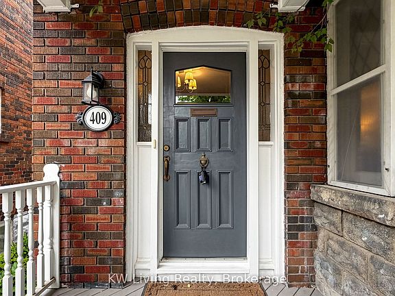 5th image of 409 Saint Clements Ave