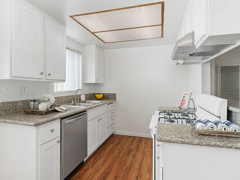 Welcome Home to Woodhaven Apartments — Photo 7