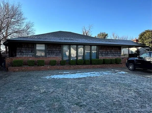 1010 E Cypress St, Altus, OK 73521