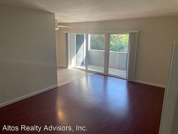 2nd image of 182 N Murphy Ave APT 10