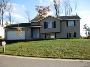 6719 Morgan Creek Dr, Wausau, WI 54401