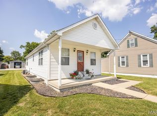 310 W Ash St, New Baden, IL