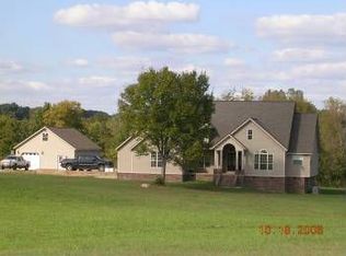 90 Gates Ln, Batesville, AR 72501