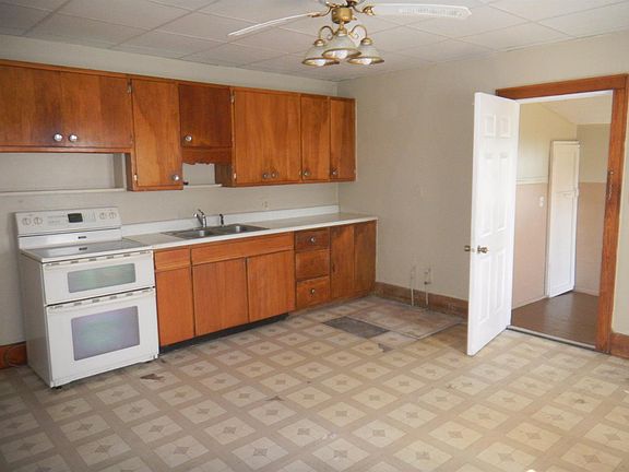 2nd image of 1566 County Road 15