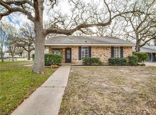 518 Staffordshire Dr, Irving, TX 75061