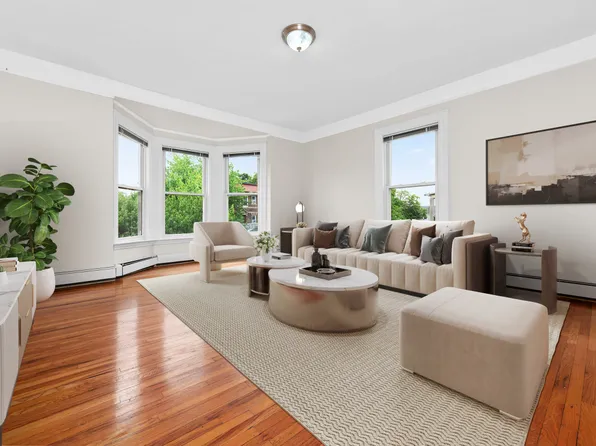 107 Ocean St #2, Lynn, MA 01902