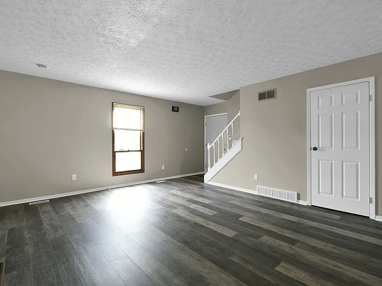 1427 Snowmass Rd — Photo 3