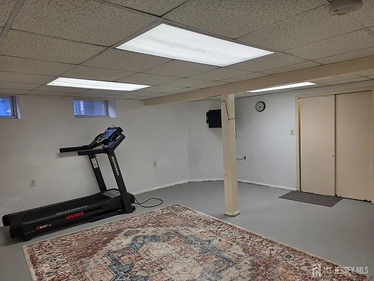 405 Frederick Ave — Photo 21