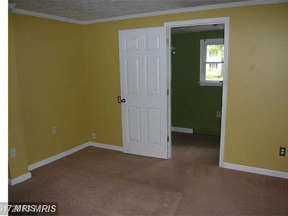 3rd image of 721 Oser Dr