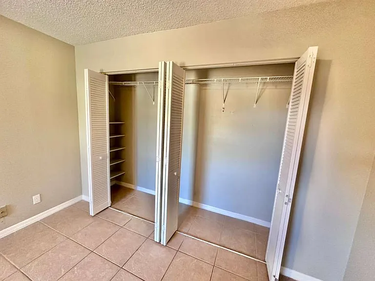 2835 Stoneway Ln #D — Photo 19