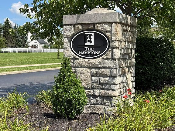 2nd image of 7147 Colonial Affair Dr #4