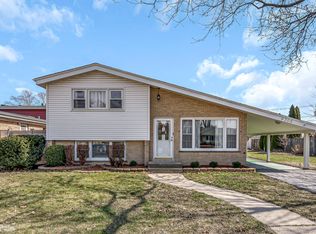 9705 Cook Ave, Oak Lawn, IL 60453