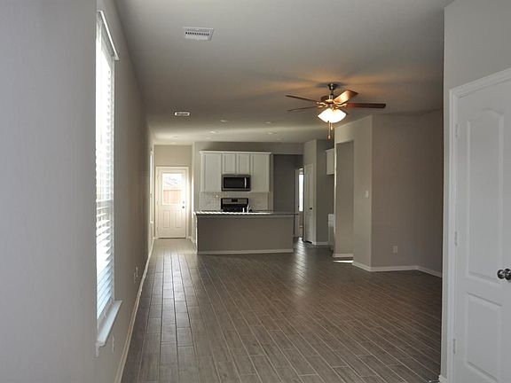 5th image of 8010 Grandstand Parkway Dr