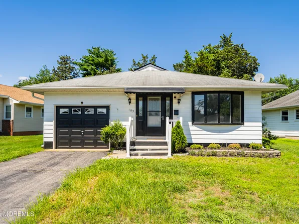 153 Fox Glove Run, Toms River, NJ 08755