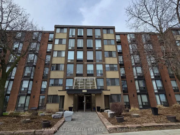 1540 Pickering Pkwy #609, Pickering, ON L1V 3V9