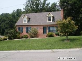 101 Crooked Oak Dr, Lenoir City, TN 37771