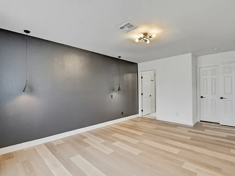 7987 Dorinda Ave — Photo 31